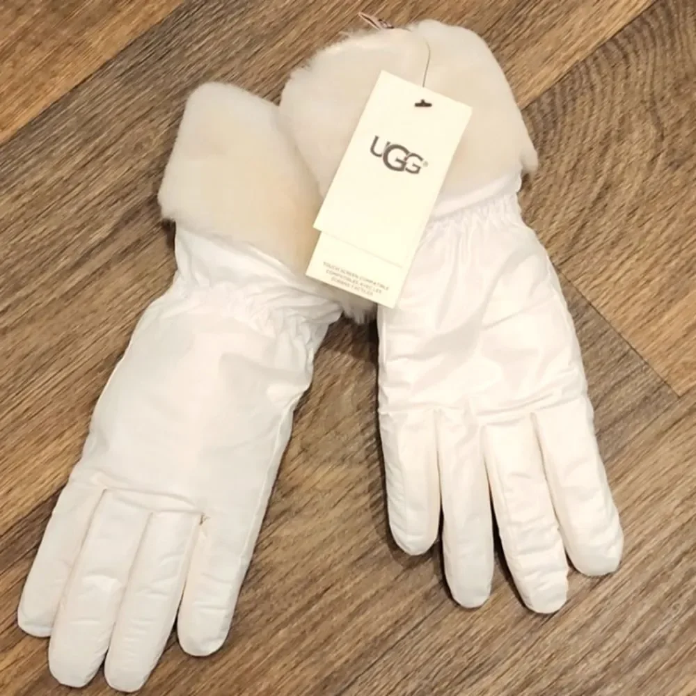 Ugg All‎ Weather Touchscreen Gloves- White